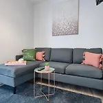 The Mor House - Tv In Every Bedroom!