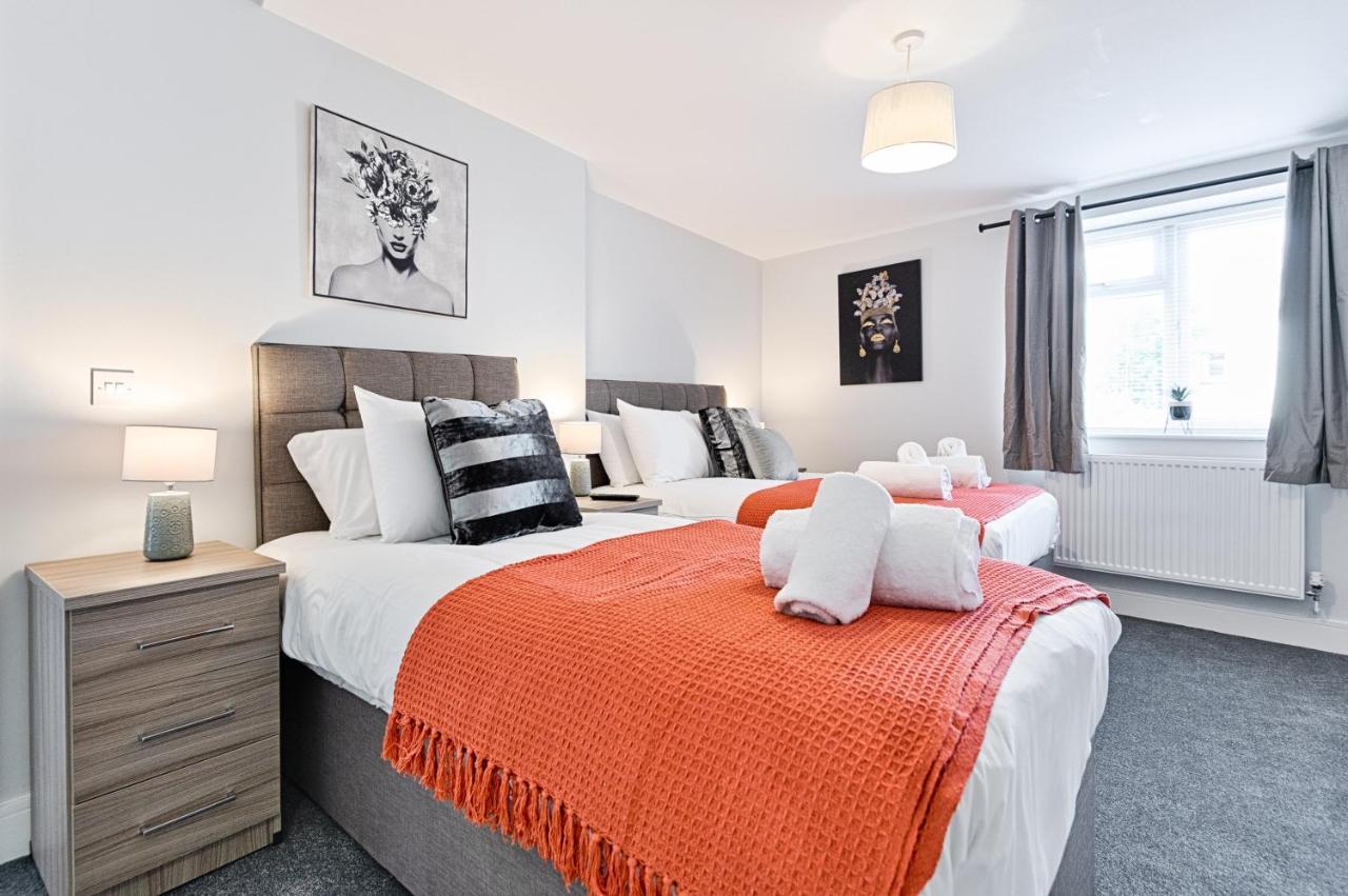 Apartment The Mor House - Tv In Every Bedroom! Swansea